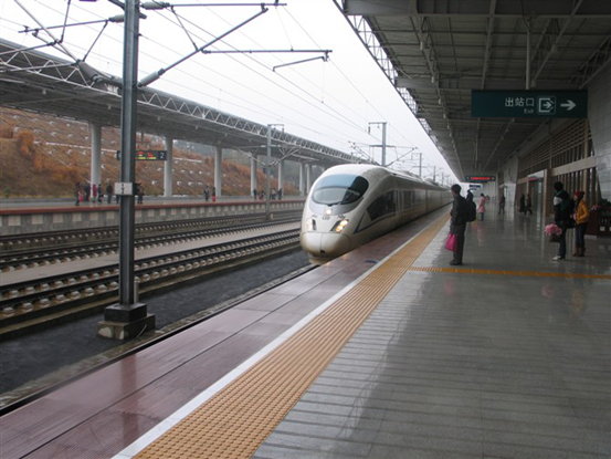 湖南铁路巡检成功应用z-6200自动感应巡更机